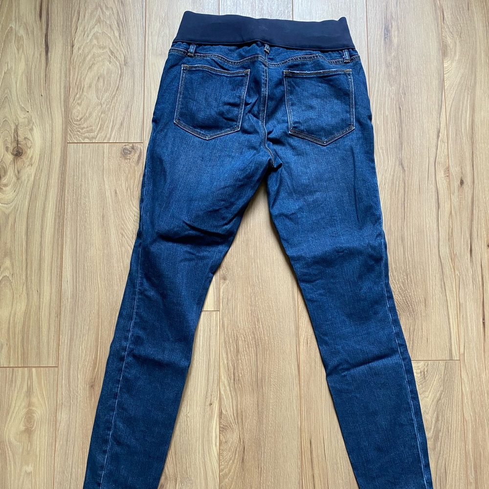 Gap maternity jeans, 3 pairs